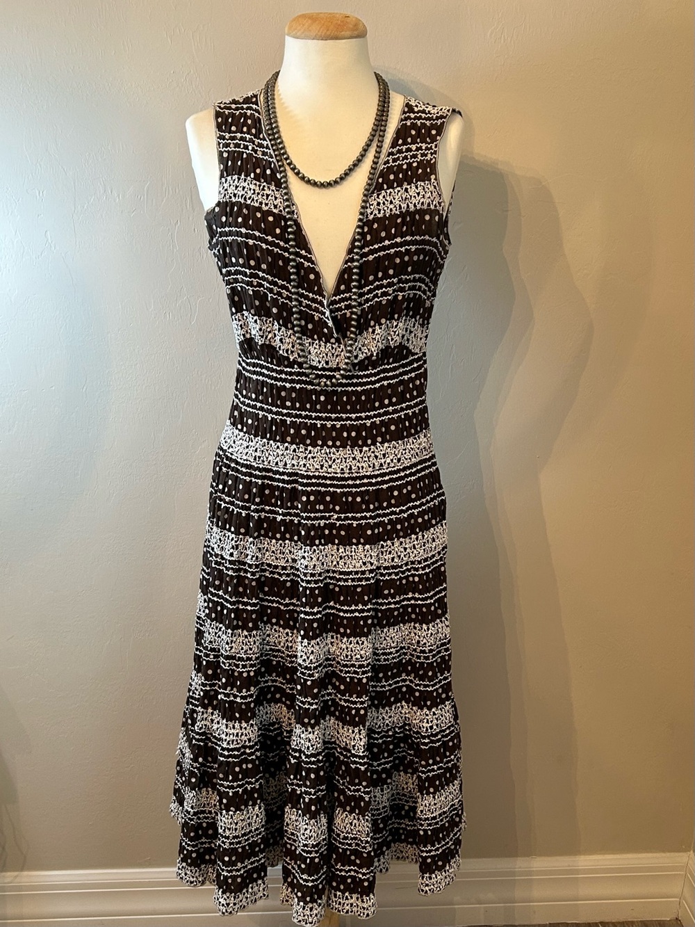 Max Studio Size M Sleeveless Brown Polka Dot Smocked Bodice Midi Dress Cotton